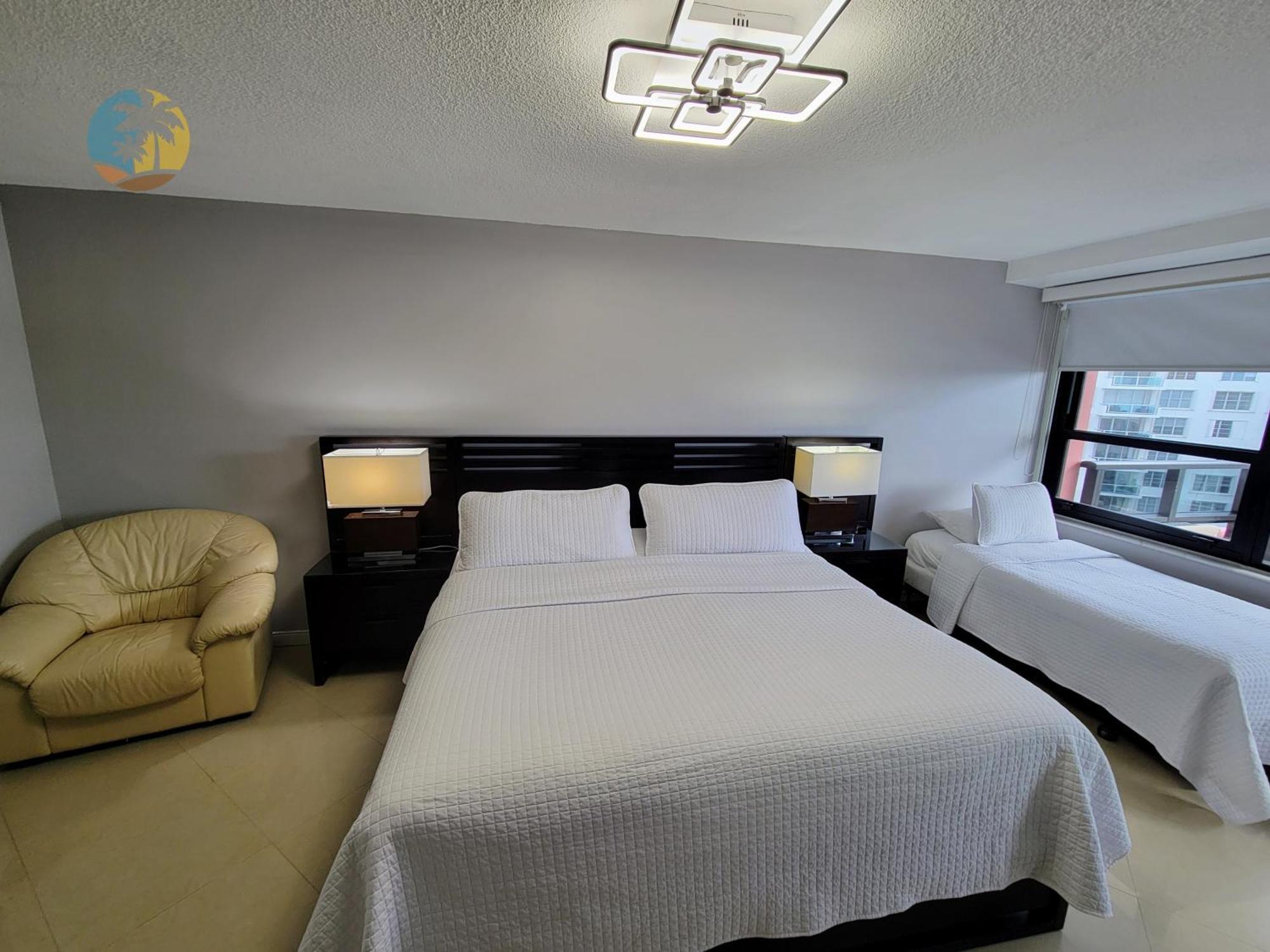 Deluxe Beach Resort - Hora Rentals Miami Beach Esterno foto