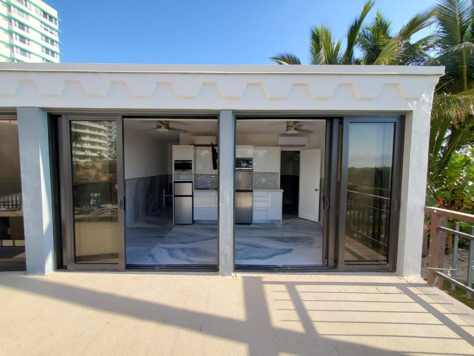 Deluxe Beach Resort - Hora Rentals Miami Beach Esterno foto
